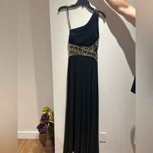 LAURA Petite Formal Dress